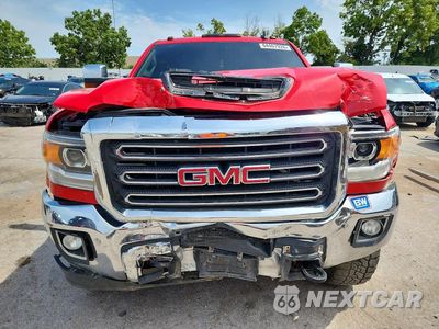 Piąte zdjęcie samochodu w środku: 2019 GMC SIERRA K2500 SLT VIN:1GT12REY3KF264282 - miniatura