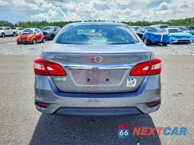 Zdjęcie 6 z 12 samochodu: 2018 NISSAN SENTRA S VIN:3N1AB7AP2JY273843 - miniatura