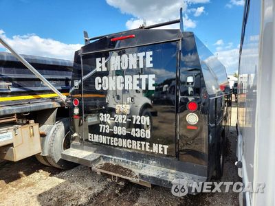 Trzecie zdjęcie samochodu z tyłu: 2016 FORD ECONOLINE E450 SUPER DUTY CUTAWAY VAN VIN:1FDXE4FS3GDC33689 - miniatura