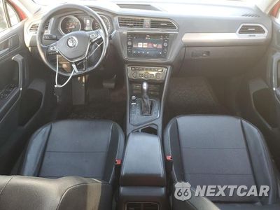 Zdjęcie 8 z 13 samochodu: 2018 VOLKSWAGEN TIGUAN SE VIN:3VV3B7AX0JM008529 - miniatura