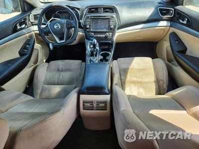 Zdjęcie 8 z 12 samochodu: 2017 NISSAN MAXIMA 3.5 S VIN:1N4AA6AP9HC436071 - miniatura
