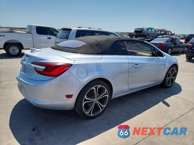 Trzecie zdjęcie samochodu z tyłu: 2016 BUICK CASCADA PREMIUM VIN:W04WT3N55GG093763 - miniatura