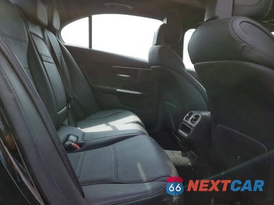 Zdjęcie 10 z 12 samochodu: 2024 MERCEDES-BENZ C 300 VIN:W1KAF4GB2RR219655 - miniatura