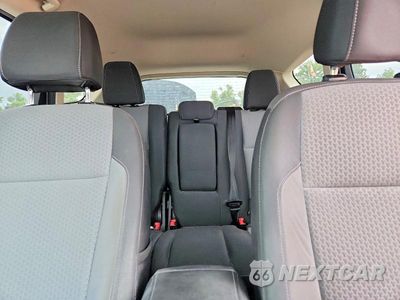 Zdjęcie 10 z 13 samochodu: 2017 FORD ESCAPE SE VIN:1FMCU9GDXHUE49250 - miniatura