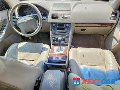 Zdjęcie 8 z 13 samochodu: 2003 VOLVO XC90 VIN:YV1CM59H331012305 - miniatura
