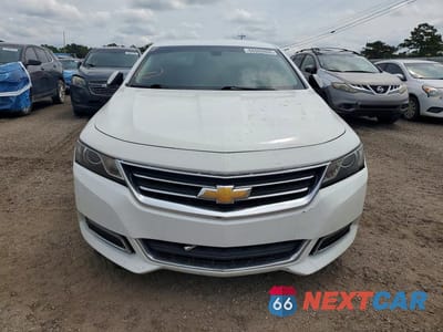 Piąte zdjęcie samochodu w środku: 2019 CHEVROLET IMPALA LT VIN:2G11Z5S36K9114052 - miniatura
