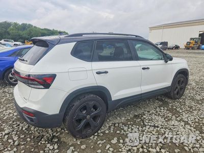 Trzecie zdjęcie samochodu z tyłu: 2025 VOLKSWAGEN TAOS SE BLACK VIN:3VV2C7B25SM040499 - miniatura