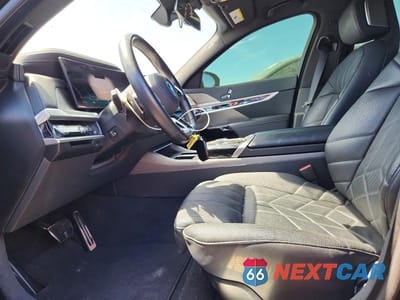 Zdjęcie 7 z 12 samochodu: 2025 BMW I7 XDRIVE60 VIN:WBY53EJ08SCT50453 - miniatura