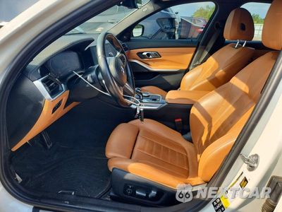 Zdjęcie 7 z 12 samochodu: 2019 BMW 330XI VIN:WBA5R7C52KFH20573 - miniatura