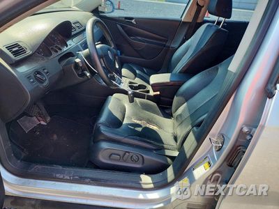 Zdjęcie 7 z 12 samochodu: 2008 VOLKSWAGEN PASSAT TURBO VIN:WVWJK73C78E084281 - miniatura