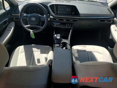 Zdjęcie 8 z 12 samochodu: 2021 HYUNDAI SONATA HYBRID SEL VIN:KMHL34JJ8MA027154 - miniatura