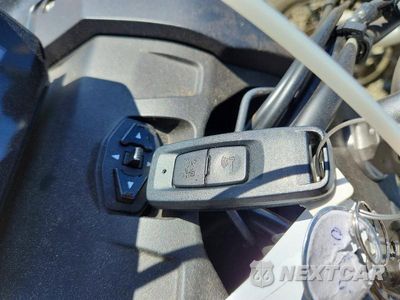 Zdjęcie 8 z 10 samochodu: 2025 HONDA ADV160 A VIN:MLHKF5454S5101328 - miniatura