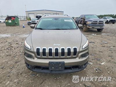 Piąte zdjęcie samochodu w środku: 2017 JEEP CHEROKEE LATITUDE VIN:1C4PJMCS4HW636350 - miniatura