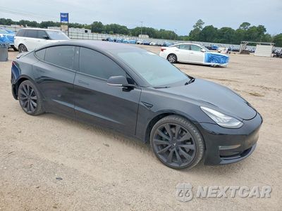 Czwarte zdjęcie samochodu z boku: 2018 TESLA MODEL 3 VIN:5YJ3E1EB1JF078594 - miniatura