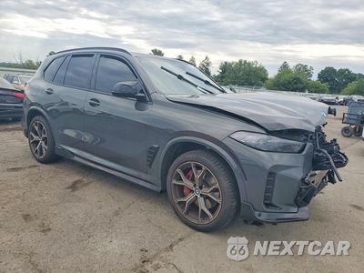 Czwarte zdjęcie samochodu z boku: 2026 BMW X5 M VIN:5UX23EU02T9107654 - miniatura