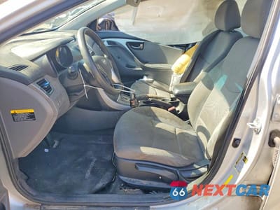 Zdjęcie 7 z 12 samochodu: 2013 HYUNDAI ELANTRA GLS VIN:5NPDH4AE8DH329646 - miniatura