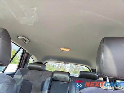 Zdjęcie 10 z 13 samochodu: 2010 HYUNDAI SANTA FE SE VIN:5NMSHDAG3AH343083 - miniatura