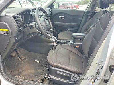 Zdjęcie 7 z 12 samochodu: 2016 KIA SOUL BASE VIN:KNDJN2A25G7832629 - miniatura