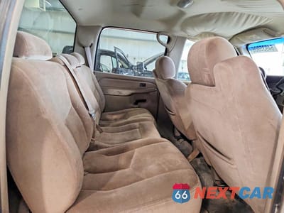 Zdjęcie 10 z 12 samochodu: 2005 GMC SIERRA K2500 HEAVY DUTY VIN:1GTHK23U05F847676 - miniatura