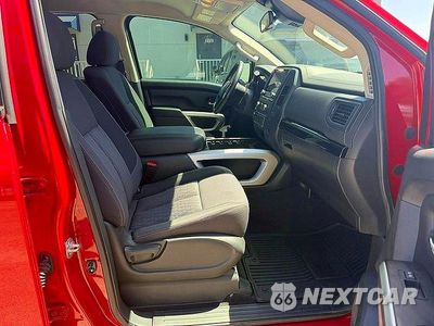 Zdjęcie 7 z 15 samochodu: 2022 NISSAN TITAN SV VIN:1N6AA1EF1NN100152 - miniatura