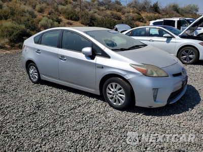 Czwarte zdjęcie samochodu z boku: 2013 TOYOTA PRIUS PLUG-IN HYBRID BASE VIN:JTDKN3DP6D3048139 - miniatura