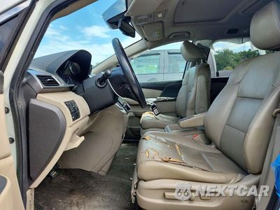 Zdjęcie 7 z 13 samochodu: 2014 HONDA ODYSSEY EXL VIN:5FNRL5H65EB071417 - miniatura