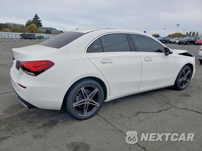 Trzecie zdjęcie samochodu z tyłu: 2021 MERCEDES-BENZ A 220 VIN:W1K3G4EB4MJ314654 - miniatura