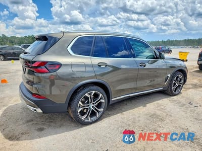 Trzecie zdjęcie samochodu z tyłu: 2025 BMW X5 XDRIVE40I VIN:5UX23EU07S9X85461 - miniatura