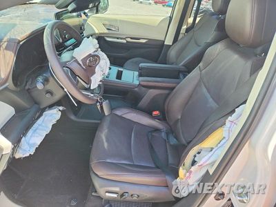 Zdjęcie 7 z 13 samochodu: 2023 TOYOTA SIENNA PLATINUM 7-PASSENGER VIN:5TDERKEC0PS146660 - miniatura