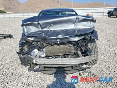 Piąte zdjęcie samochodu w środku: 2016 BMW 320 I VIN:WBA8A9C53GK616265 - miniatura