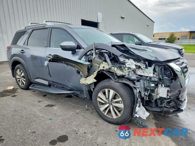 Czwarte zdjęcie samochodu z boku: 2025 NISSAN PATHFINDER SL VIN:5N1DR3CA6SC286754 - miniatura
