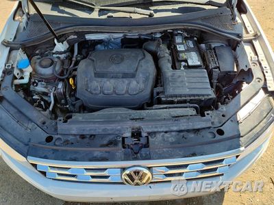 Zdjęcie 11 z 13 samochodu: 2018 VOLKSWAGEN TIGUAN SE VIN:3VV2B7AX0JM067673 - miniatura