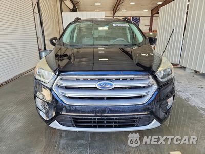 Piąte zdjęcie samochodu w środku: 2017 FORD ESCAPE SE VIN:1FMCU9GD2HUC00926 - miniatura