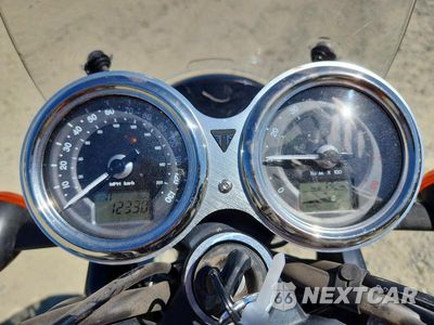 Zdjęcie 7 z 9 samochodu: 2018 TRIUMPH MOTORCYCLE BONNEVILLE T120 VIN:SMTD40HL0JT849244 - miniatura