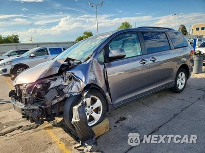2015 TOYOTA SIENNA LE 5TDKK3DC2FS655355 - główne zdjęcie licytacji z USA - miniatura