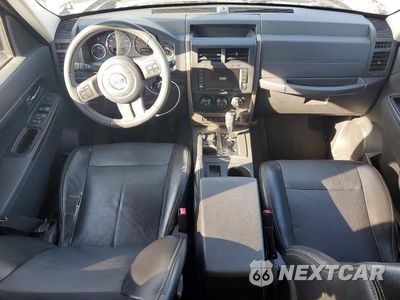 Zdjęcie 8 z 12 samochodu: 2012 JEEP LIBERTY SPORT VIN:1C4PJMAK6CW167936 - miniatura