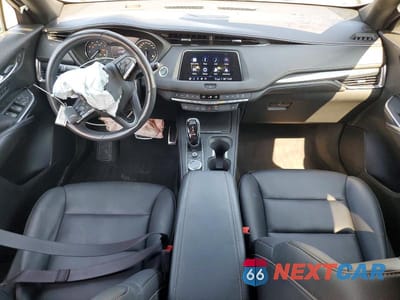 Zdjęcie 8 z 14 samochodu: 2023 CADILLAC XT4 SPORT VIN:1GYFZFR40PF174385 - miniatura