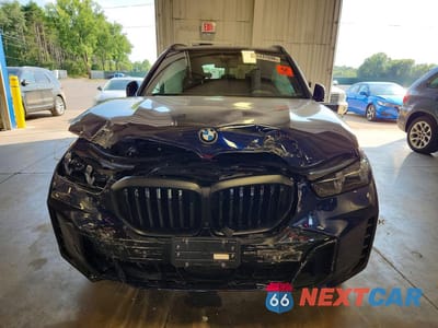 Piąte zdjęcie samochodu w środku: 2025 BMW X5 XDRIVE40I VIN:5UX23EU03S9Y59989 - miniatura