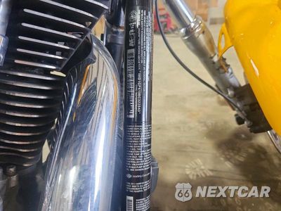 Zdjęcie 8 z 8 samochodu: 2011 HARLEY-DAVIDSON FXDWG VIN:1HD1GP419BC322843 - miniatura