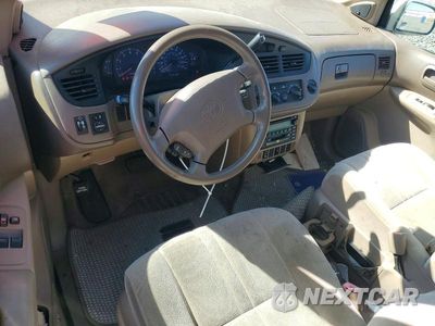 Zdjęcie 8 z 13 samochodu: 2003 TOYOTA SIENNA LE VIN:4T3ZF13C83U522571 - miniatura
