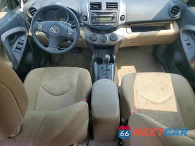 Zdjęcie 8 z 13 samochodu: 2012 TOYOTA RAV4 BASE VIN:JTMBF4DV2C5056551 - miniatura