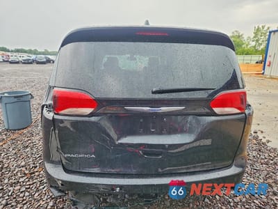 Zdjęcie 6 z 14 samochodu: 2019 CHRYSLER PACIFICA TOURING L VIN:2C4RC1BGXKR732370 - miniatura