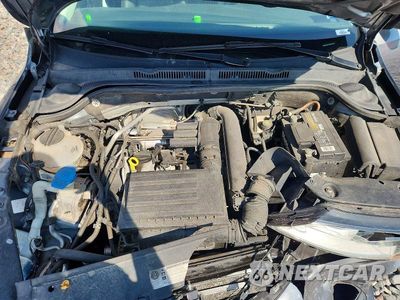 Zdjęcie 11 z 12 samochodu: 2017 VOLKSWAGEN JETTA SE VIN:3VWB67AJ7HM300325 - miniatura