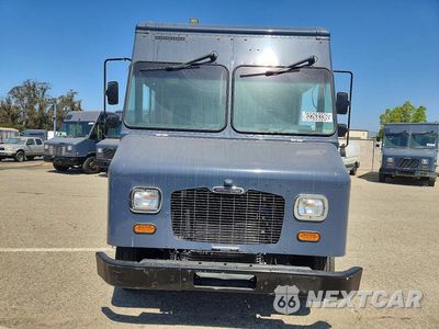 Piąte zdjęcie samochodu w środku: 2020 FREIGHTLINER MT45G CHASSIS DELIVERY TRUCK VIN:4UZAC2EA6LCMK0112 - miniatura