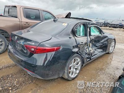 Trzecie zdjęcie samochodu z tyłu: 2020 ALFA ROMEO GIULIA TI VIN:ZARFAMBN1L7634460 - miniatura