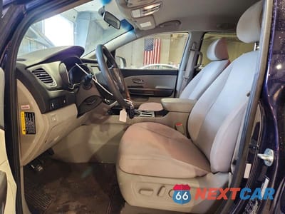 Zdjęcie 7 z 13 samochodu: 2019 KIA SEDONA LX VIN:KNDMB5C16K6559369 - miniatura