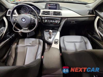 Zdjęcie 8 z 12 samochodu: 2017 BMW 320 XI VIN:WBA8A3C55HK691192 - miniatura