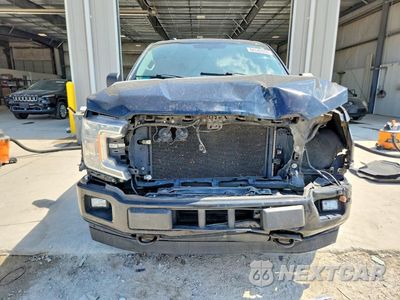 Piąte zdjęcie samochodu w środku: 2018 FORD F150 SUPERCREW VIN:1FTEW1EP1JFA44314 - miniatura