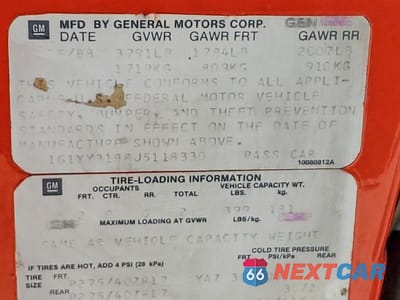 Zdjęcie 13 z 13 samochodu: 1988 CHEVROLET CORVETTE VIN:1G1YY3188J5118330 - miniatura