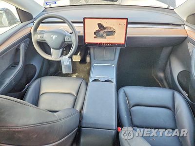 Zdjęcie 8 z 12 samochodu: 2024 TESLA MODEL Y VIN:7SAYGDED4RF018505 - miniatura
